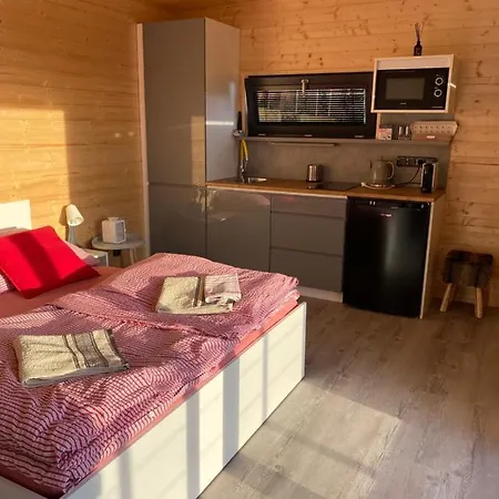 - A - Vyhlidka Nad Rekou * Zdiby