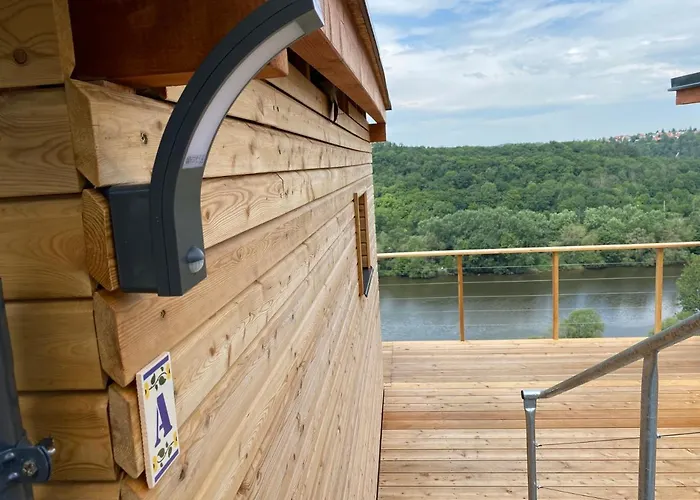 - A - Vyhlidka Nad Rekou بيت للعطل Zdiby