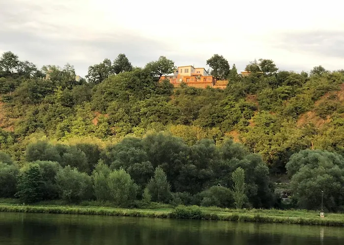 بيت للعطل - A - Vyhlidka Nad Rekou